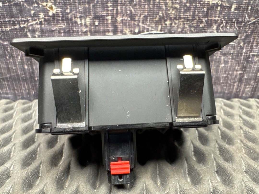 Переключатель света, 2260 рублей, Красноярск