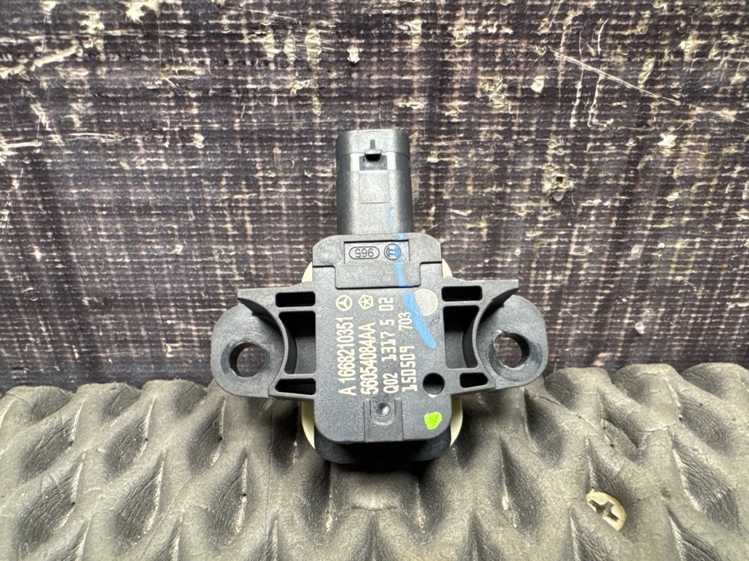 Датчик Airbag, 880 рублей, Красноярск