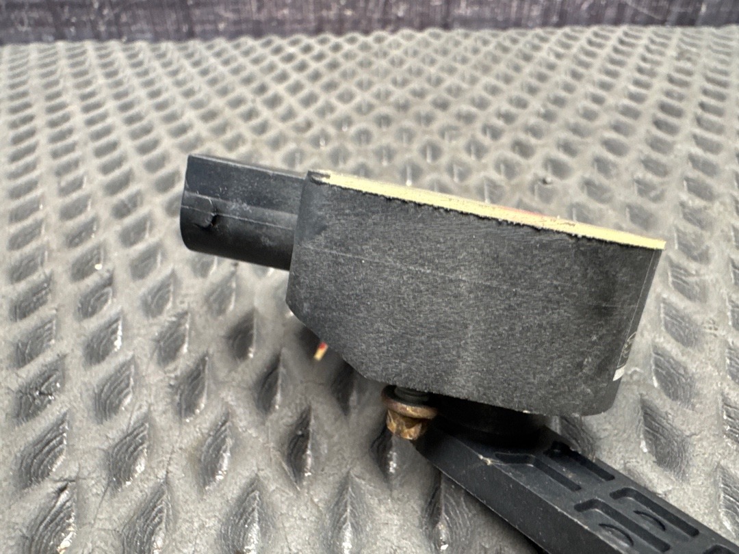 Датчик уровня подвески, 2360 рублей, Красноярск