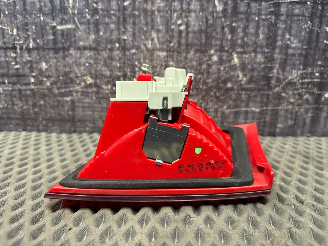 Фонарь в крышку багажника, 1060 рублей, Красноярск