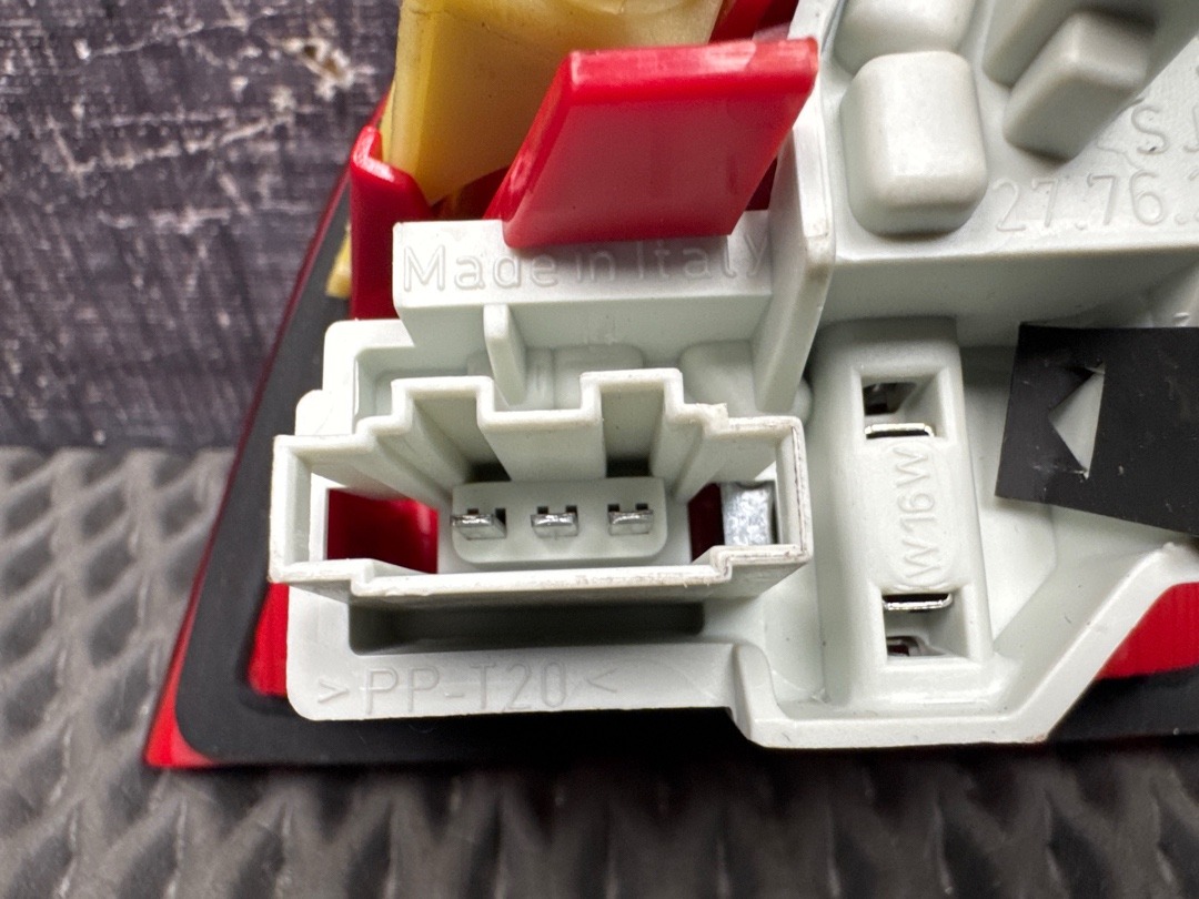 Фонарь в крышку багажника, 1060 рублей, Красноярск