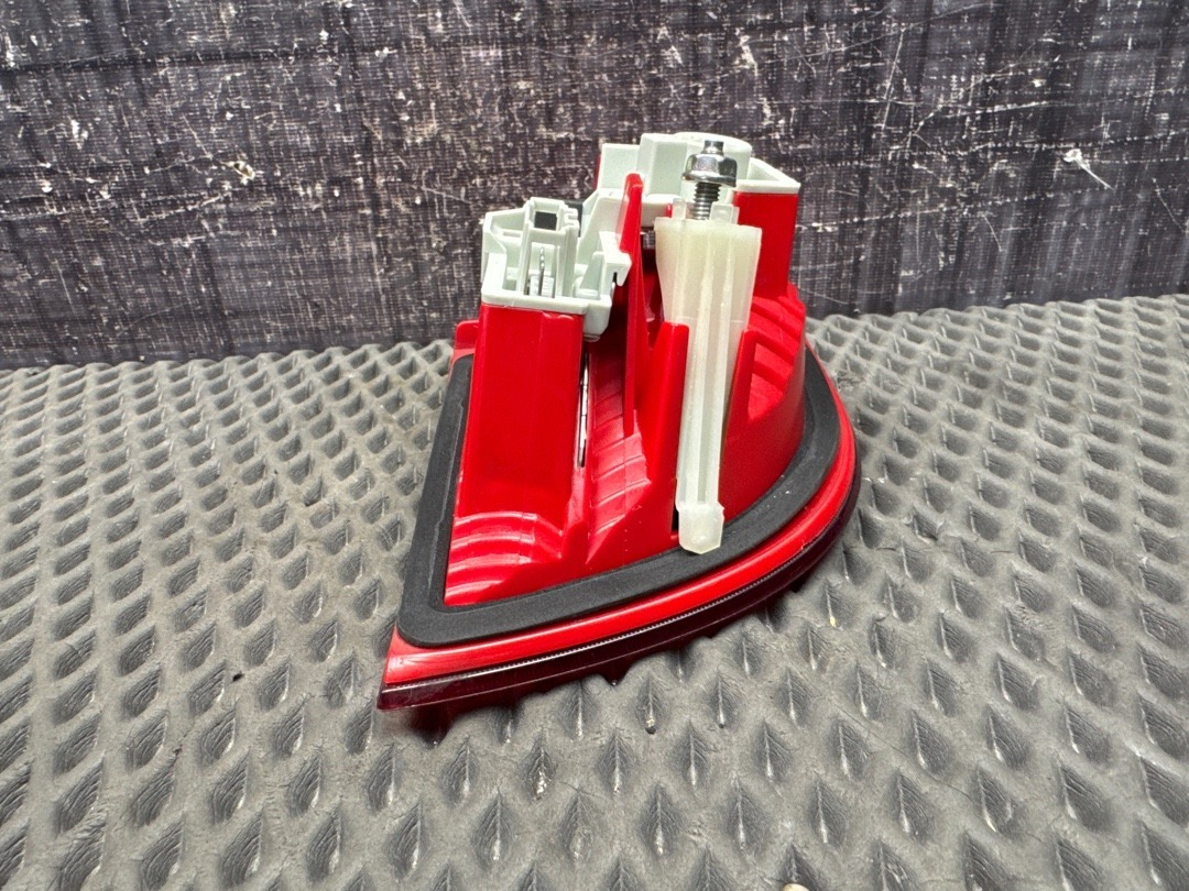 Фонарь в крышку багажника, 1060 рублей, Красноярск