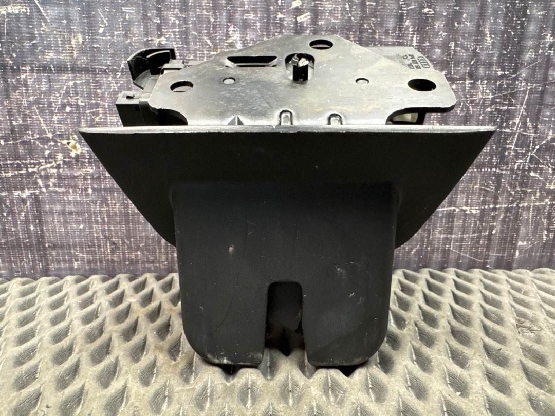 Замок крышки багажника, 3720 рублей, Красноярск