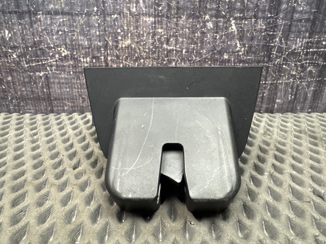 Замок крышки багажника, 3720 рублей, Красноярск