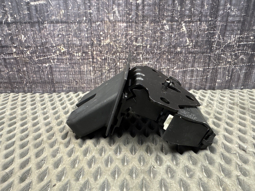 Замок крышки багажника, 3720 рублей, Красноярск