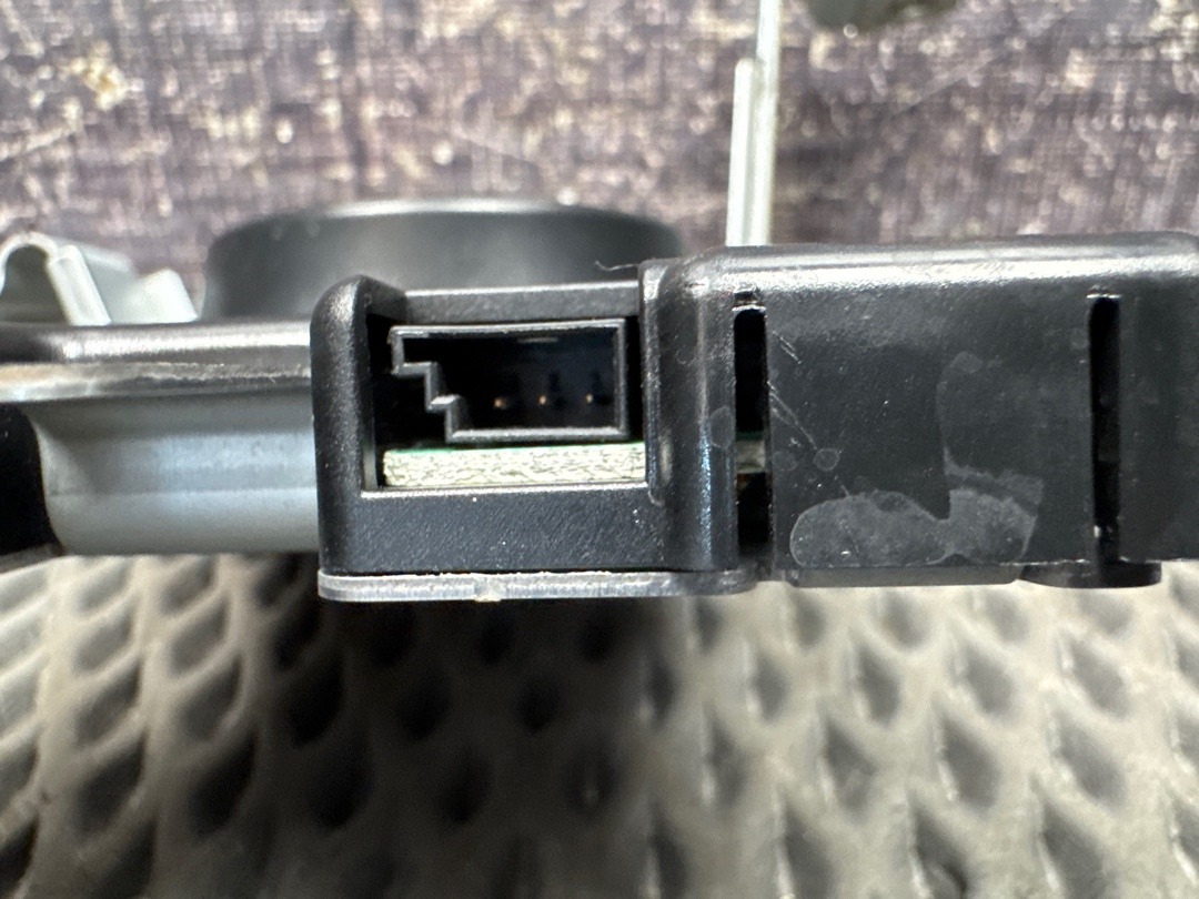 Усилитель антенны, 1420 рублей, Красноярск