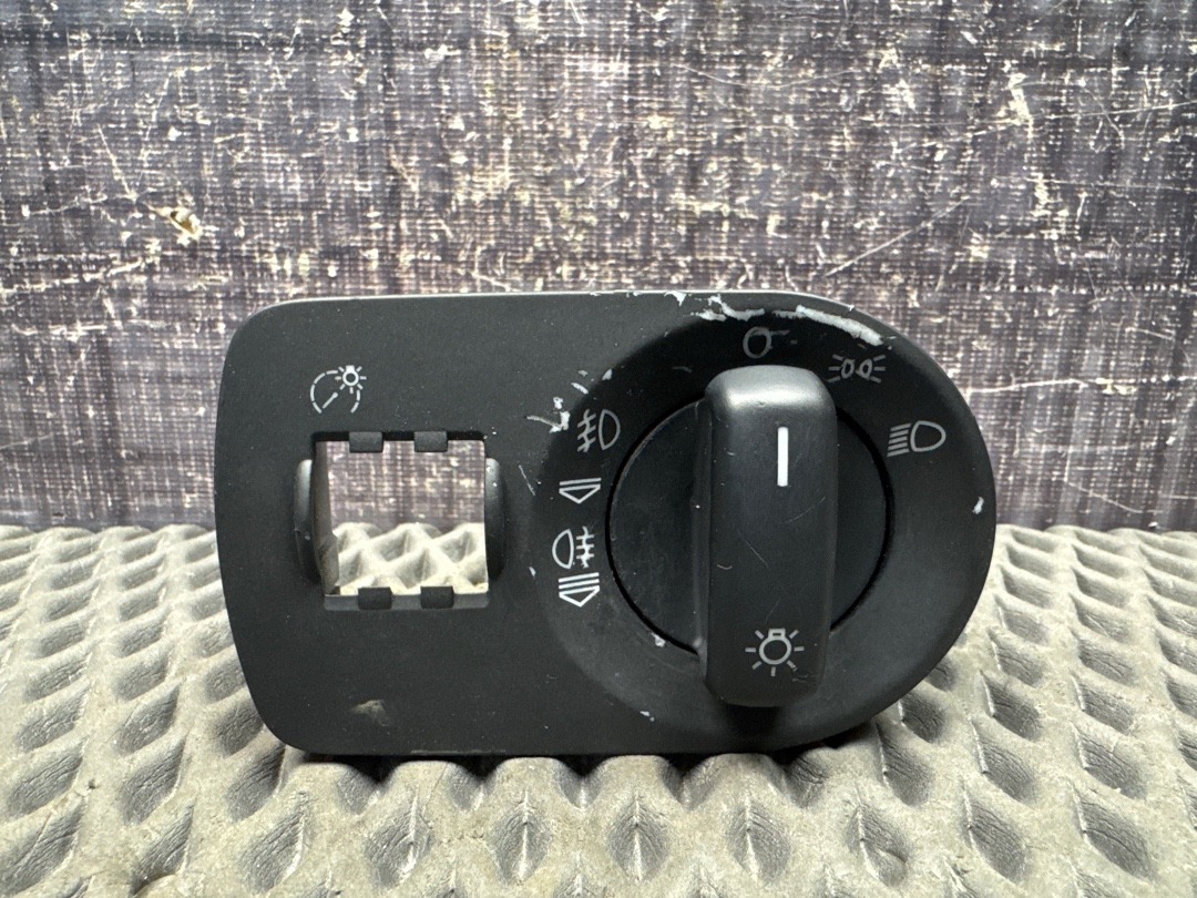 Переключатель света, 1210 рублей, Красноярск