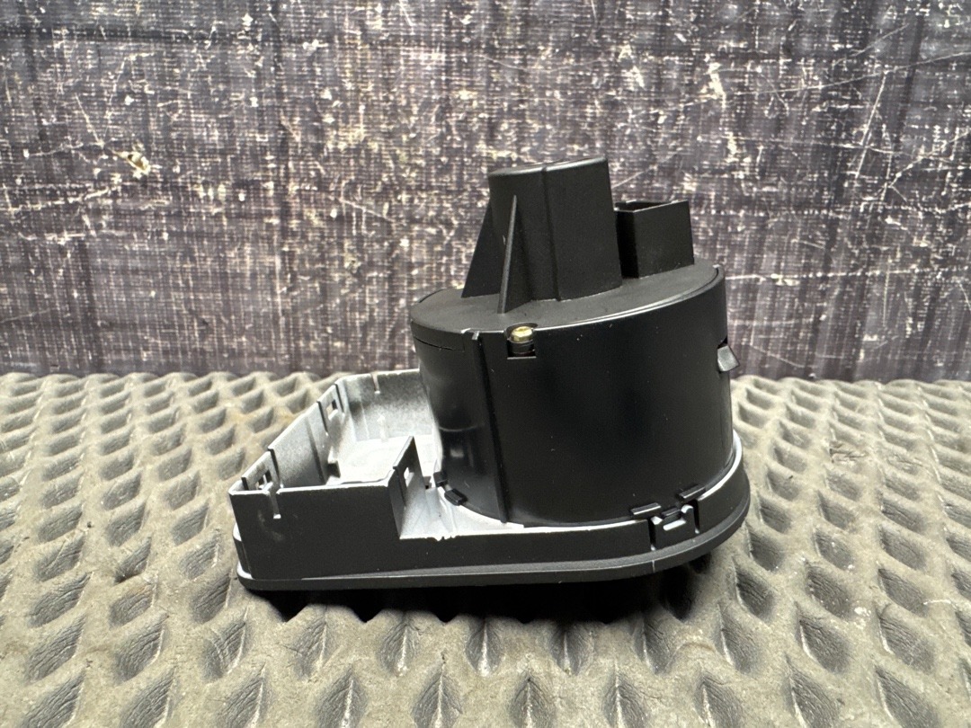 Переключатель света, 1210 рублей, Красноярск