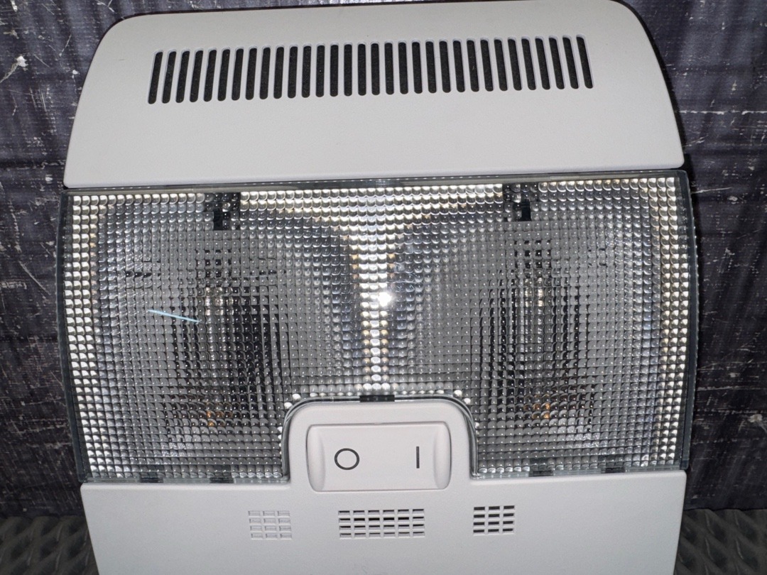 Плафон салона, 1170 рублей, Красноярск