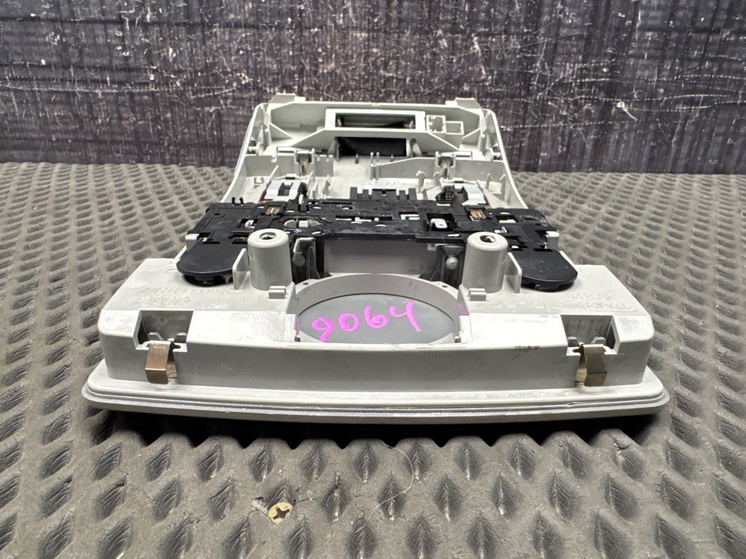 Плафон салона, 1170 рублей, Красноярск