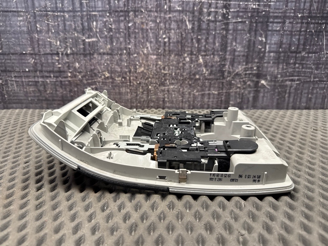 Плафон салона, 1170 рублей, Красноярск