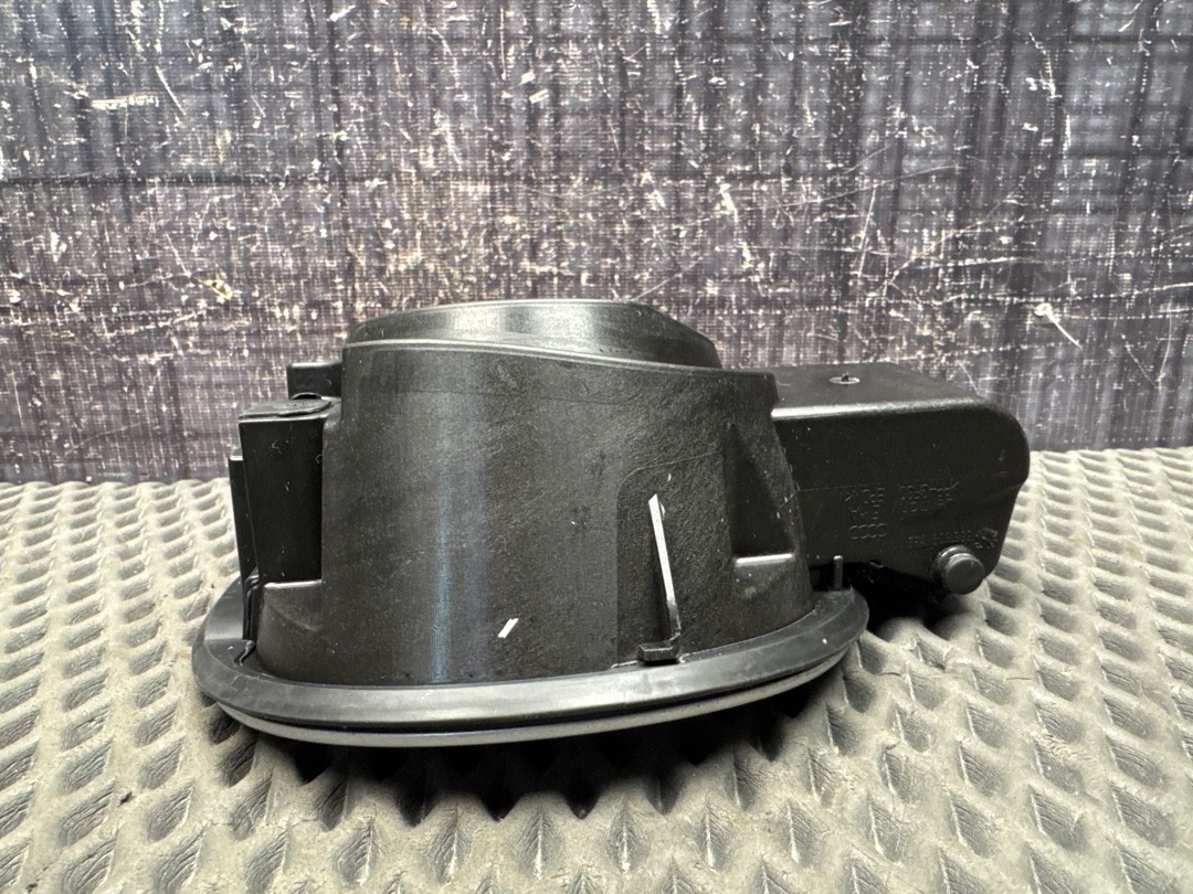 Лючок бензобака, 1340 рублей, Красноярск