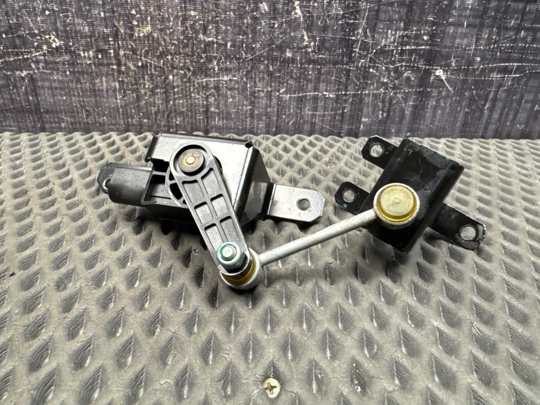 Датчик уровня подвески, 3070 рублей, Красноярск