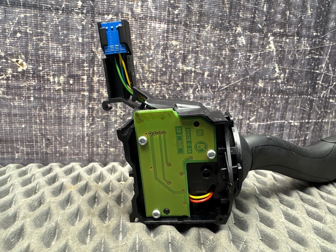 Подрулевой переключатель, 1070 рублей, Красноярск