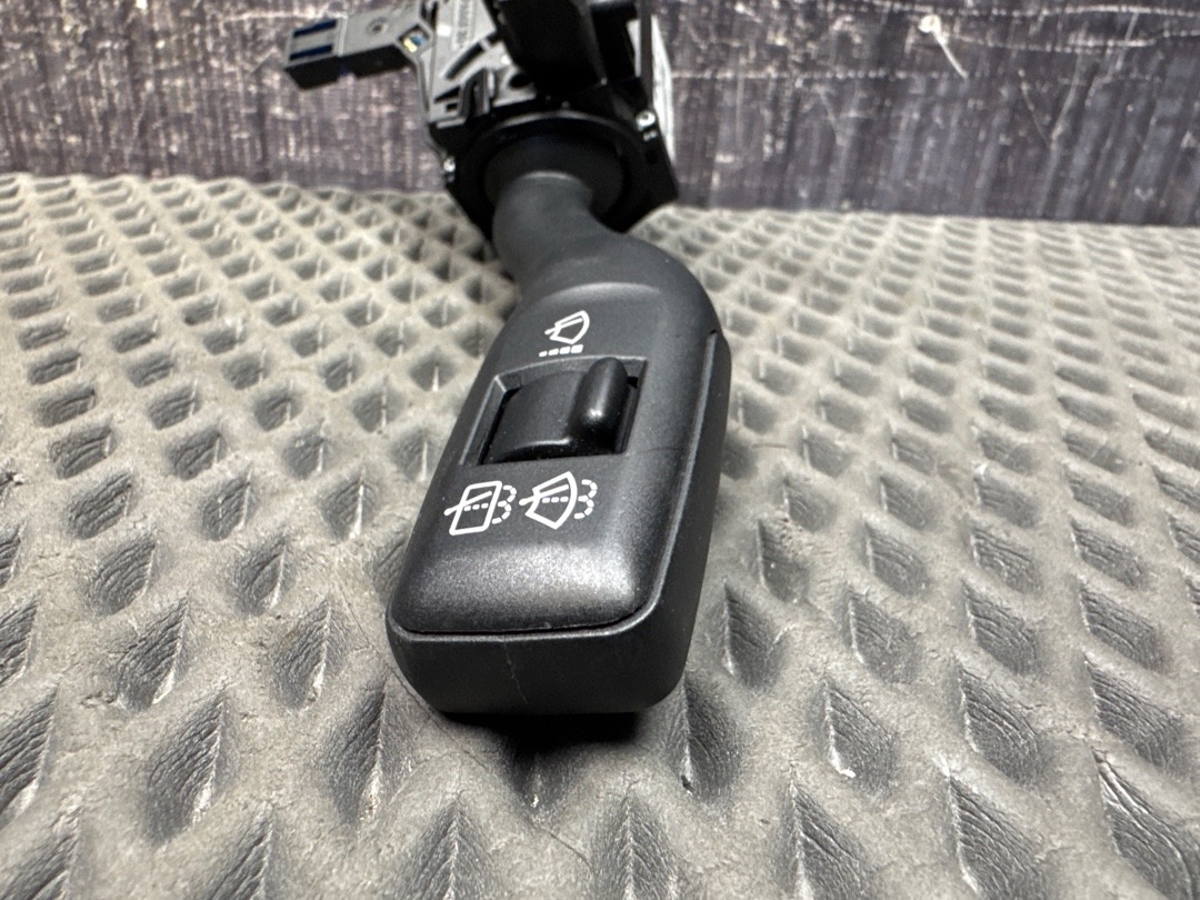 Подрулевой переключатель, 1070 рублей, Красноярск