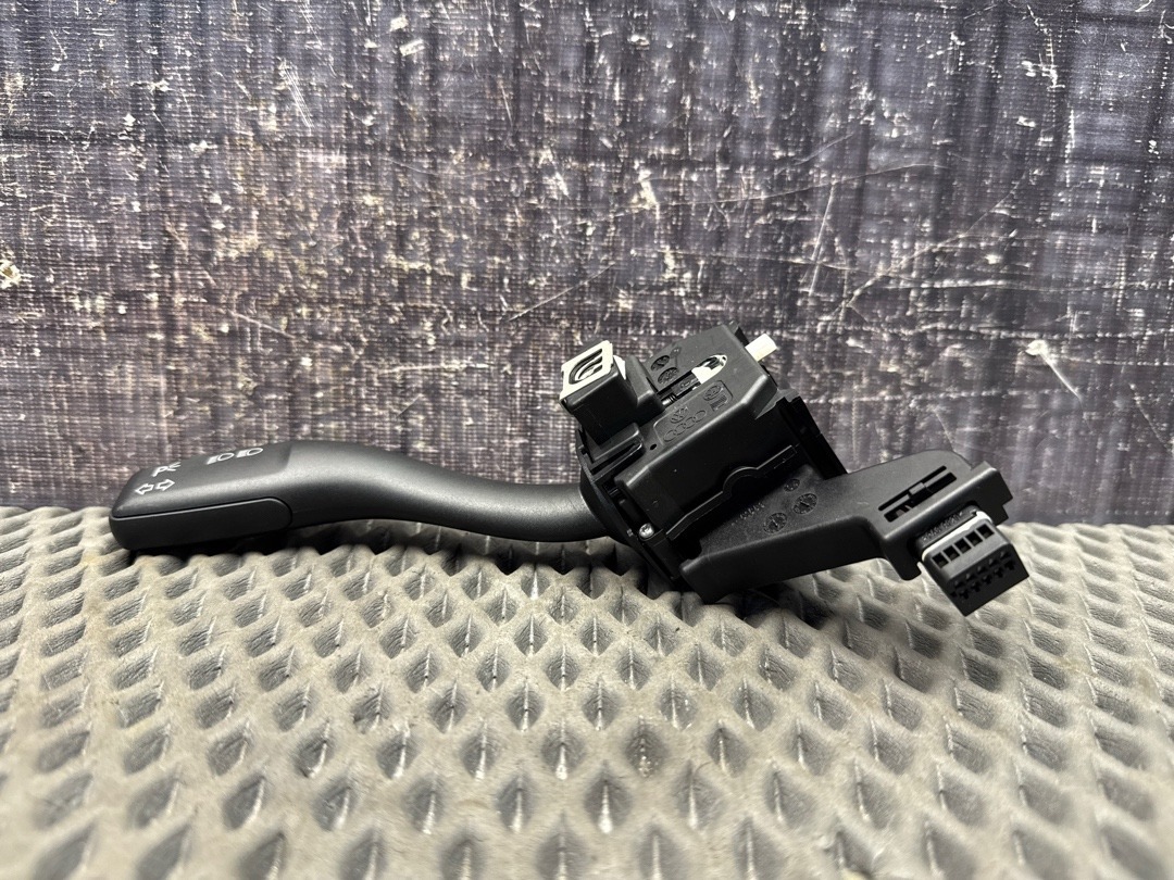 Подрулевой переключатель, 1070 рублей, Красноярск