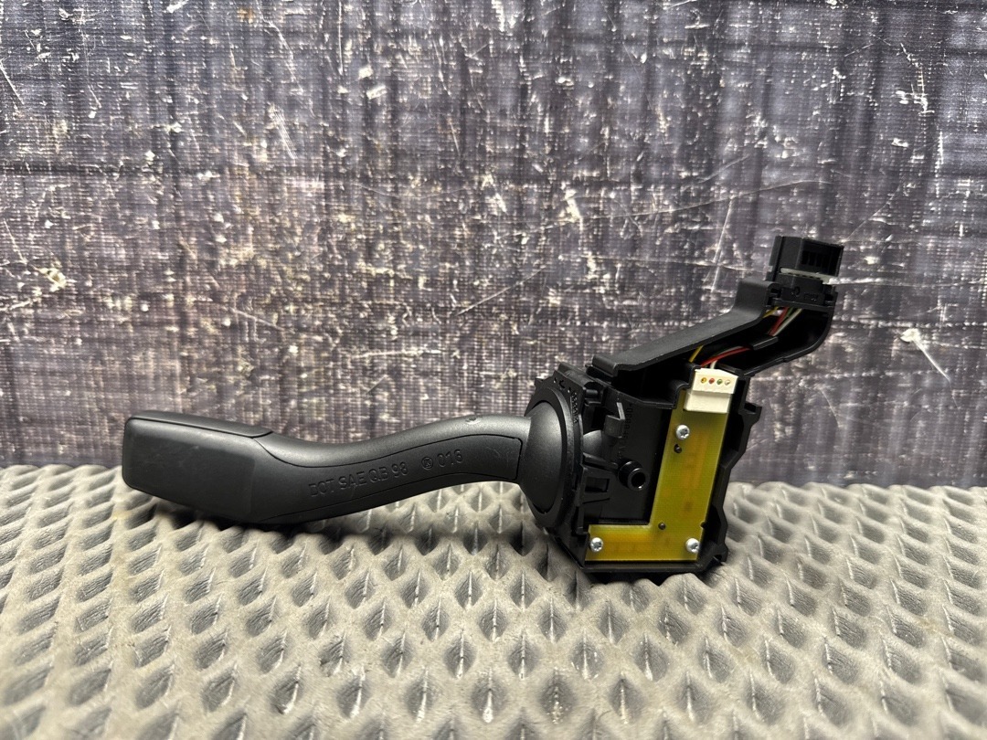 Подрулевой переключатель, 1070 рублей, Красноярск