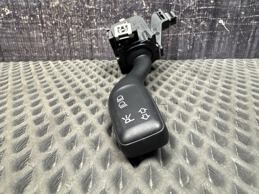 Подрулевой переключатель, 1070 рублей, Красноярск