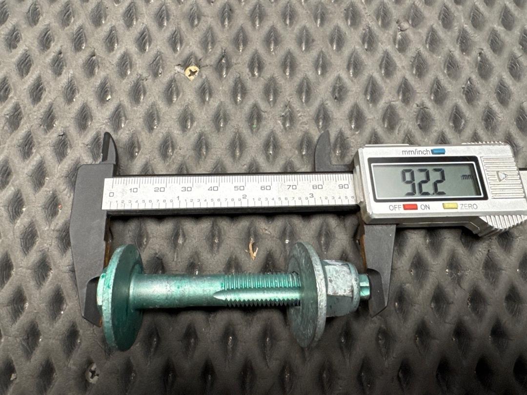 Болт развальный, 710 рублей, Красноярск