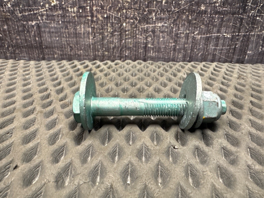 Болт развальный, 710 рублей, Красноярск