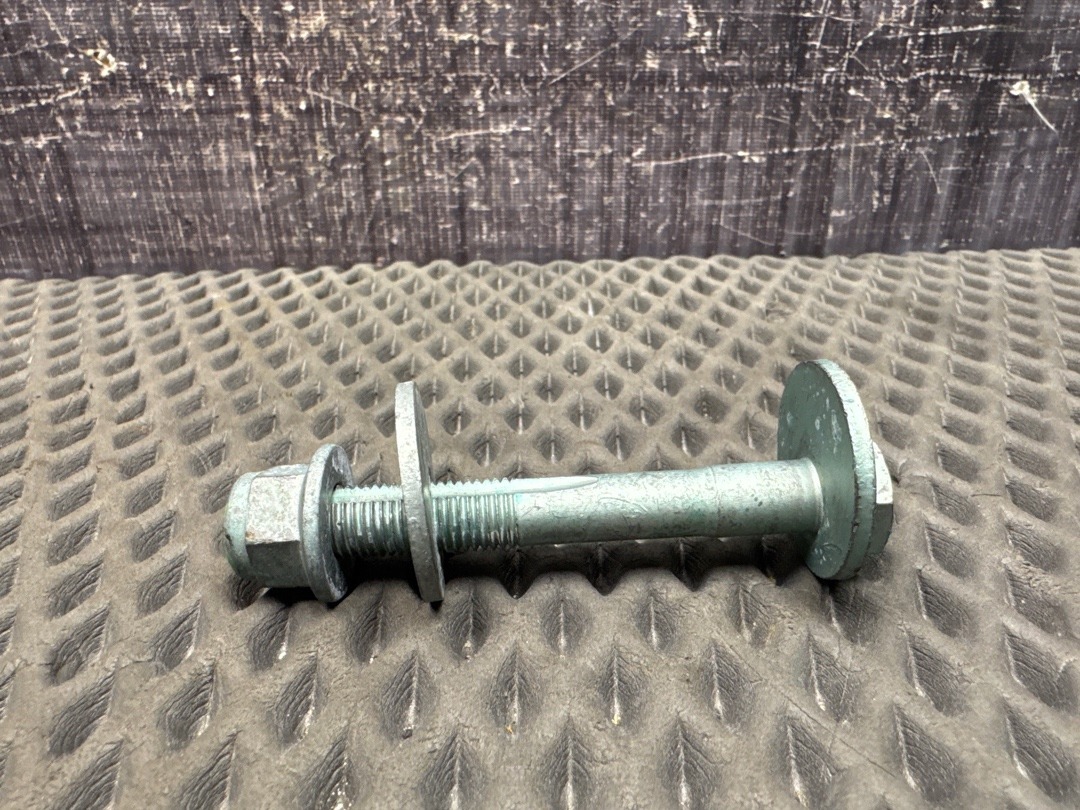 Болт развальный, 710 рублей, Красноярск