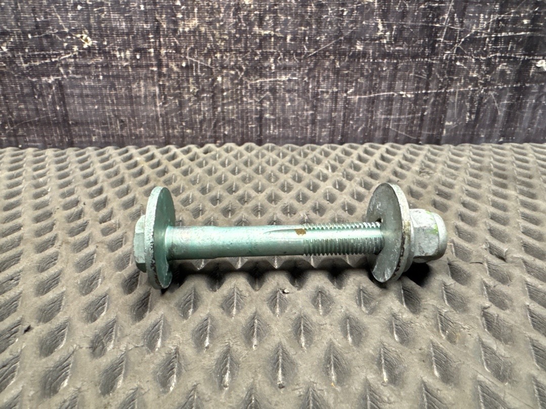 Болт развальный, 710 рублей, Красноярск