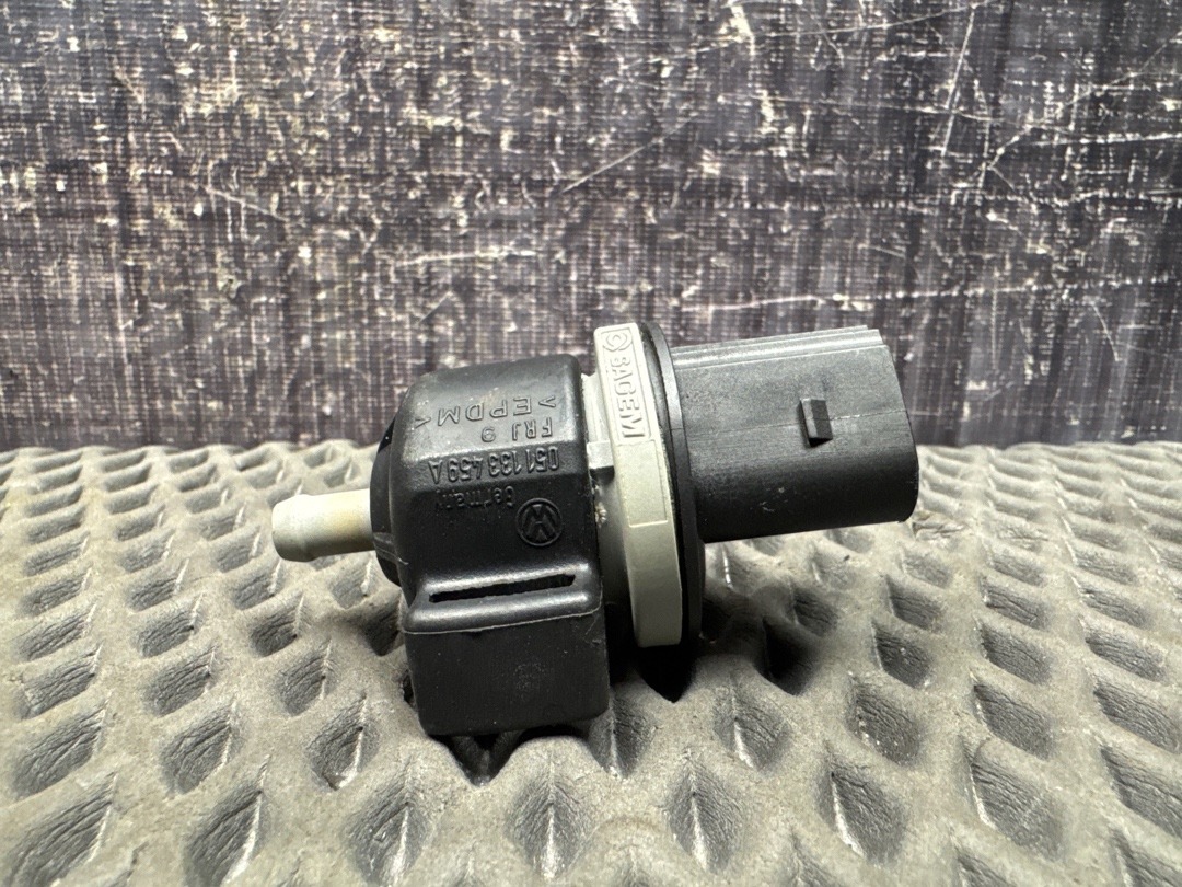 Клапан вентиляции топливного бака, 2760 рублей, Красноярск