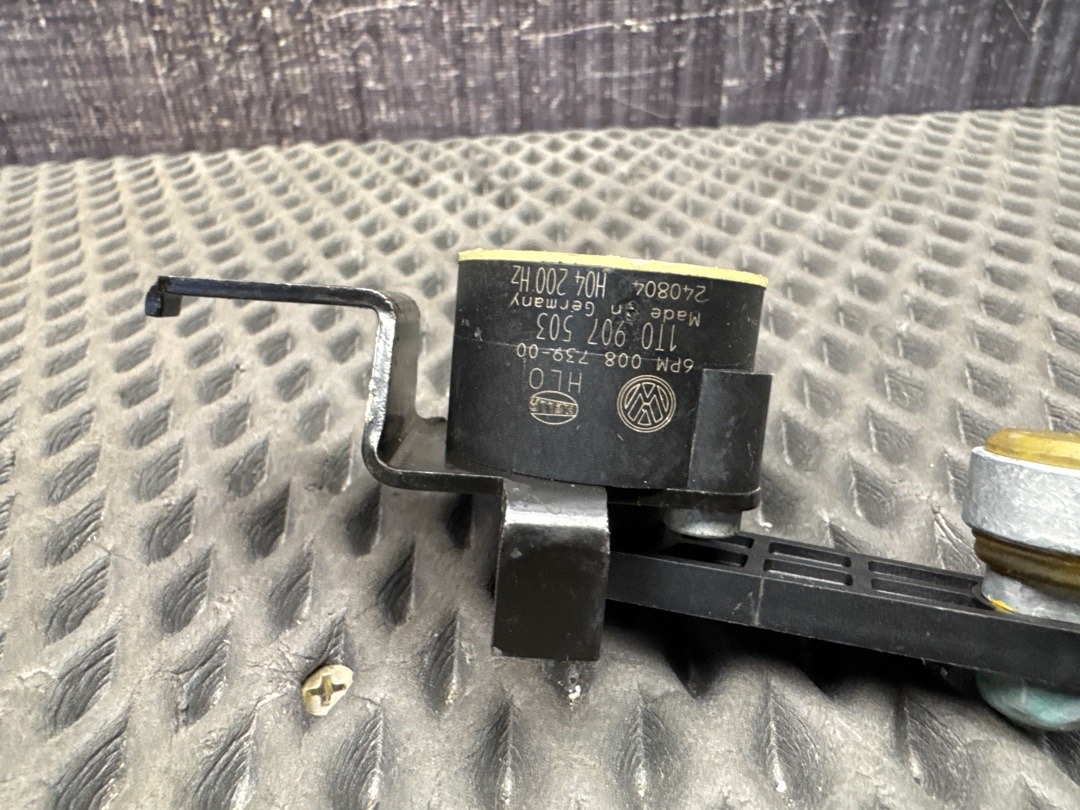 Датчик уровня подвески, 3240 рублей, Красноярск