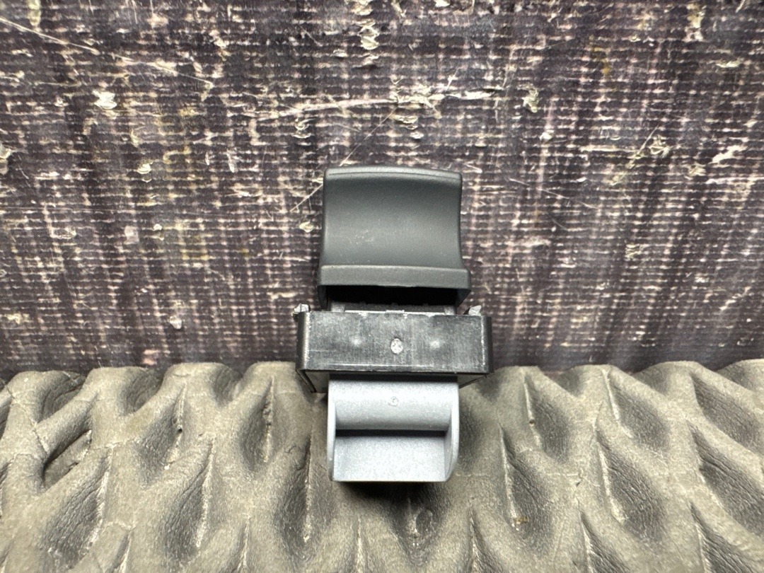 Кнопка стеклоподъемника, 680 рублей, Красноярск