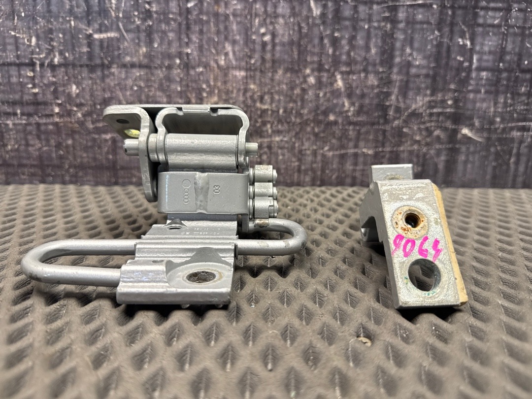 Петля двери, 3010 рублей, Красноярск