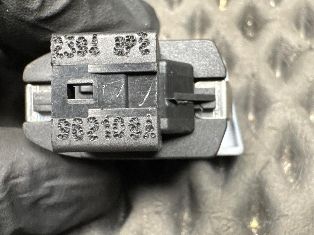 Кнопка центрального замка, 630 рублей, Красноярск