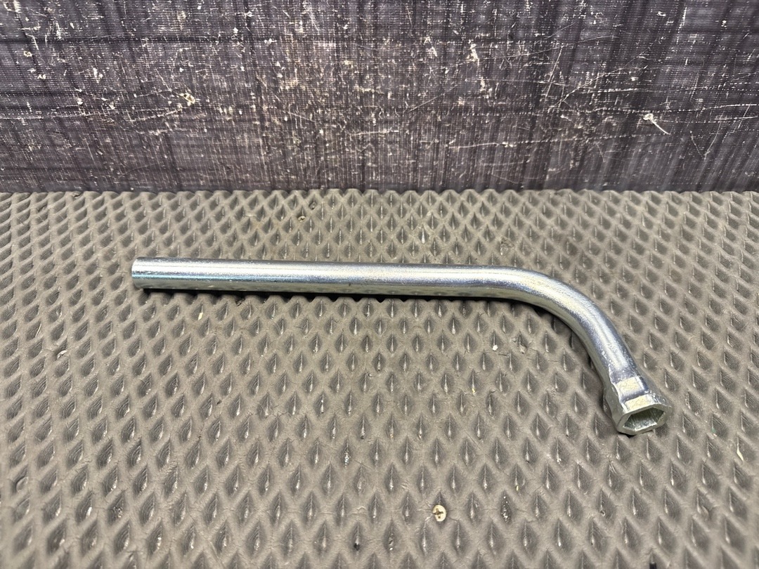 Ключ баллонный, 550 рублей, Красноярск