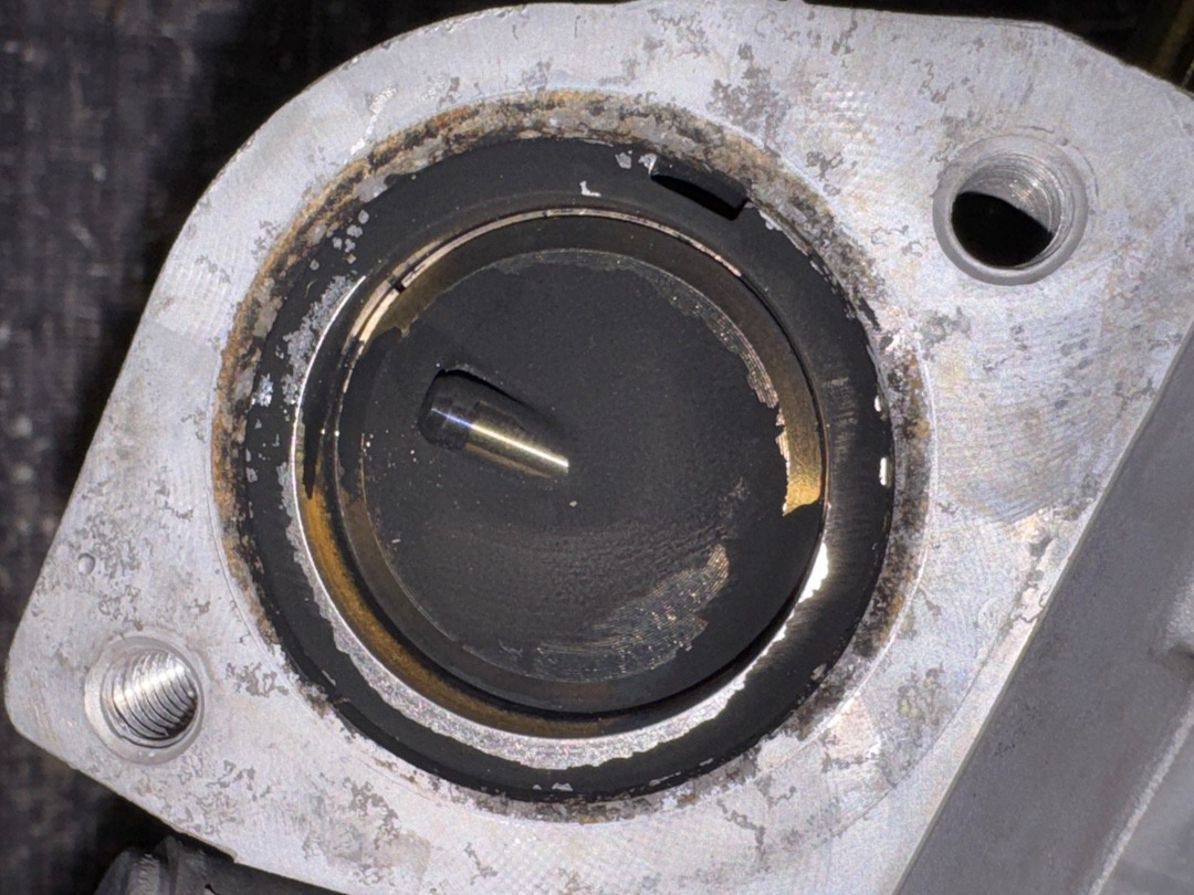 Клапан рециркуляции выхлопных газов, 7210 рублей, Красноярск