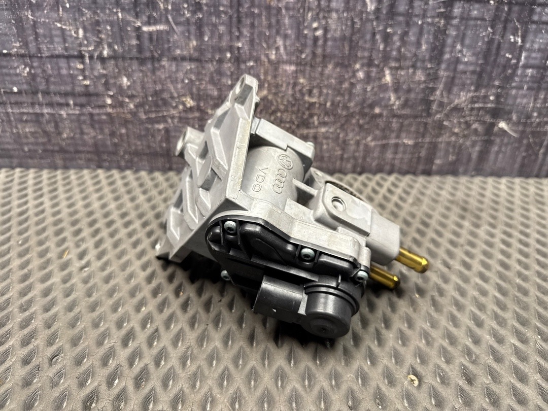 Клапан рециркуляции выхлопных газов, 7210 рублей, Красноярск