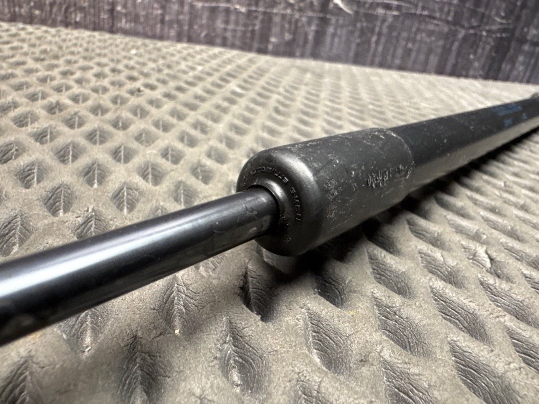 Амортизатор багажника, 610 рублей, Красноярск