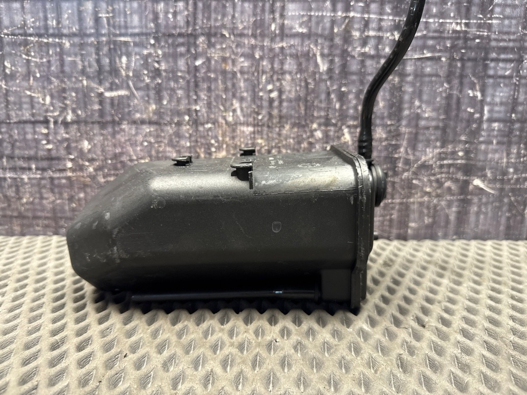 Адсорбер (фильтр паров топлива), 1740 рублей, Красноярск