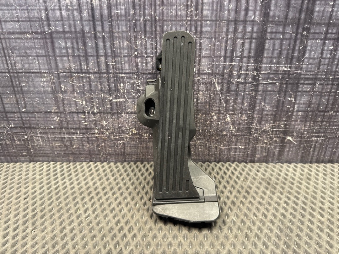 Педаль газа, 1140 рублей, Красноярск