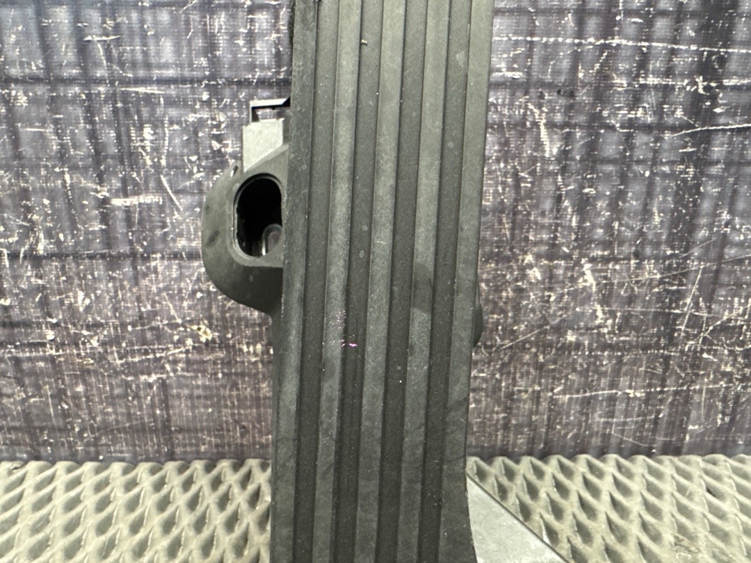 Педаль газа, 1140 рублей, Красноярск