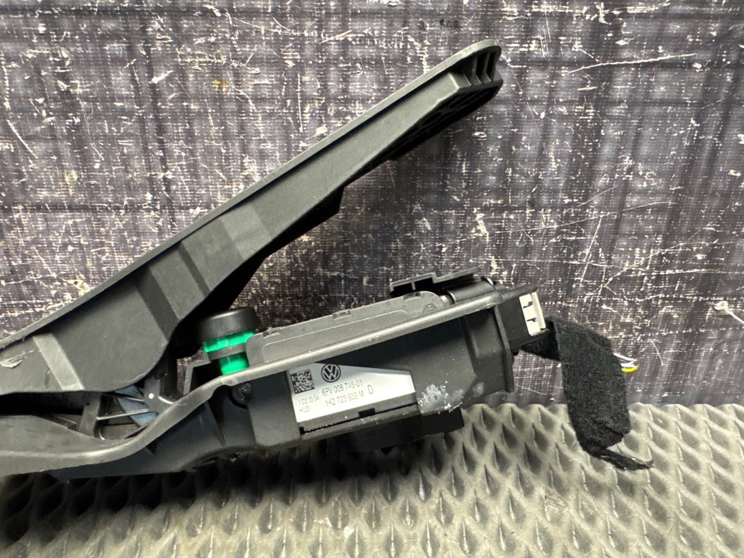 Педаль газа, 1140 рублей, Красноярск