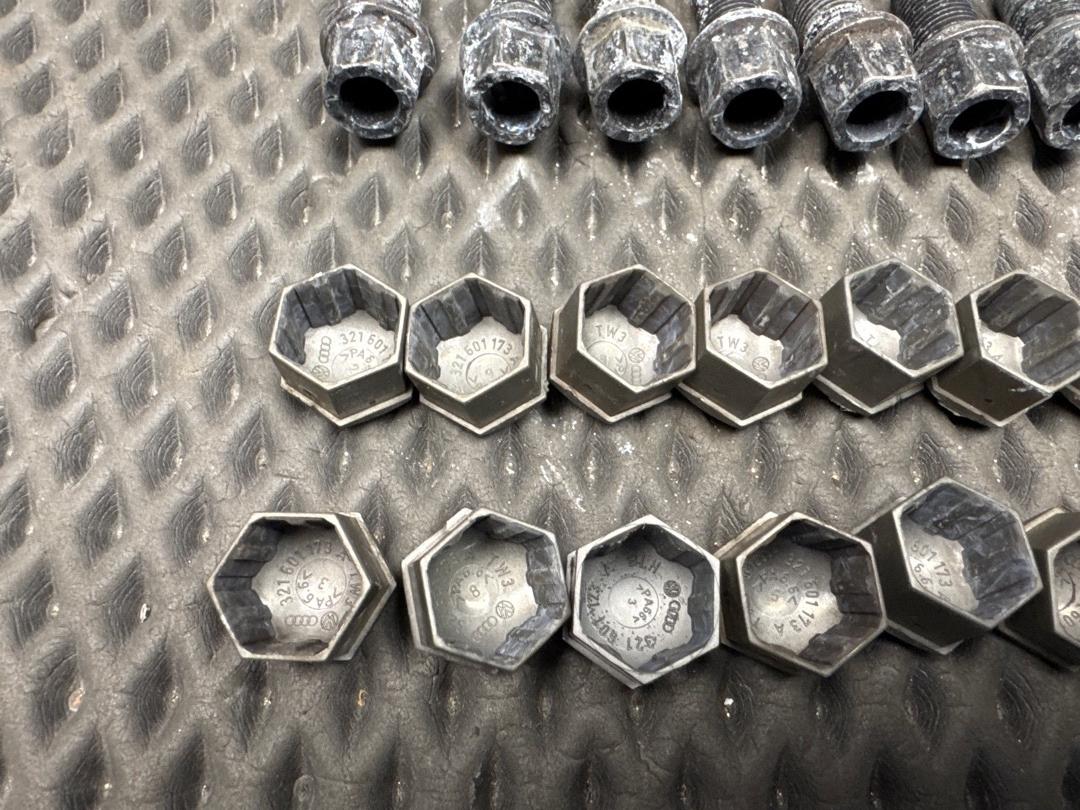 Комплект колесных болтов, 3420 рублей, Красноярск