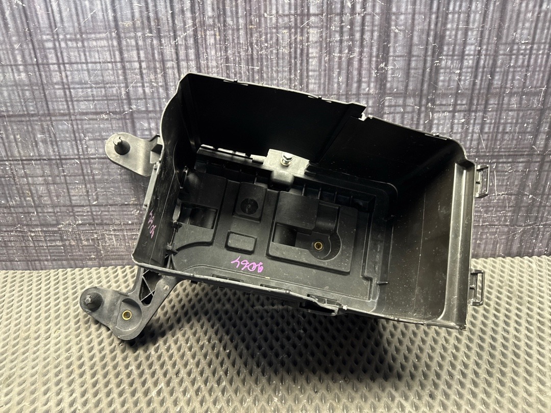 Кожух аккумулятора, 2830 рублей, Красноярск