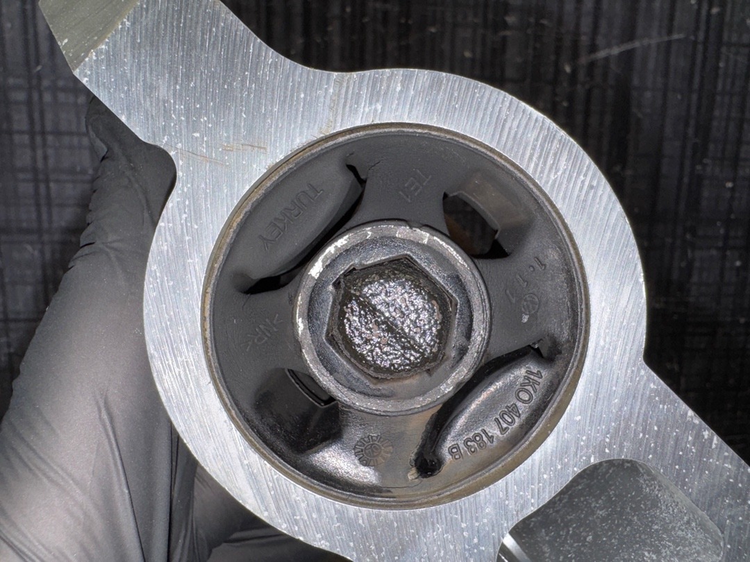 Рычаг подвески, 4110 рублей, Красноярск