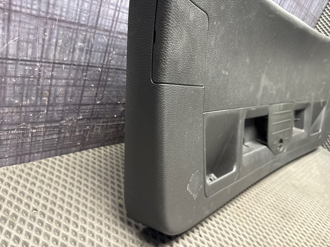 Обшивка крышки багажника, 1880 рублей, Красноярск