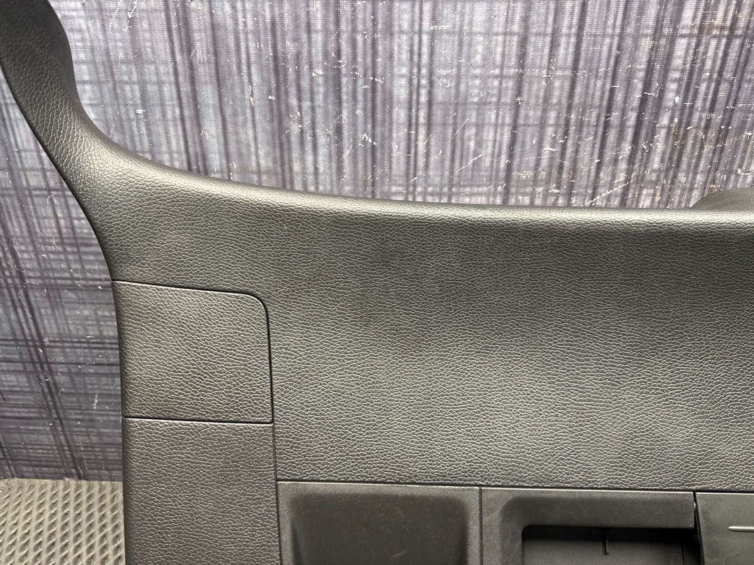 Обшивка крышки багажника, 1880 рублей, Красноярск