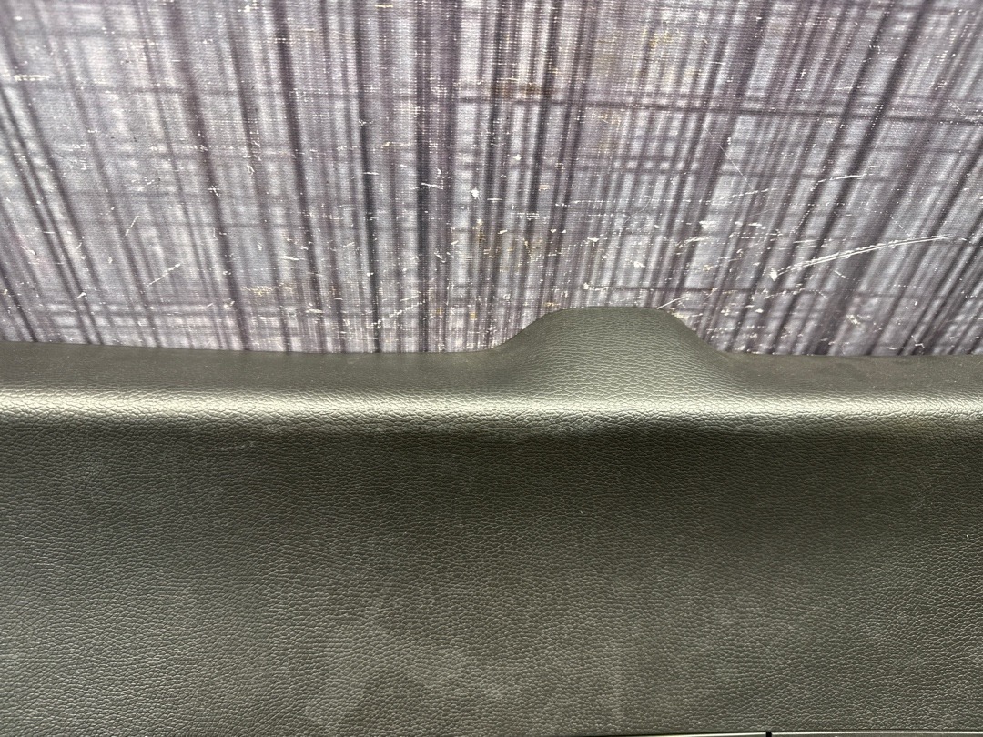 Обшивка крышки багажника, 1880 рублей, Красноярск