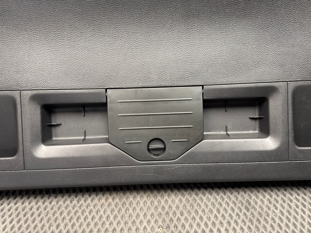 Обшивка крышки багажника, 1880 рублей, Красноярск