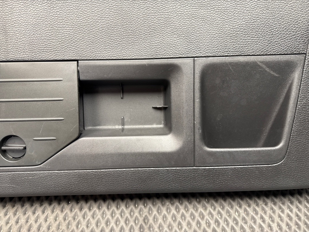 Обшивка крышки багажника, 1880 рублей, Красноярск