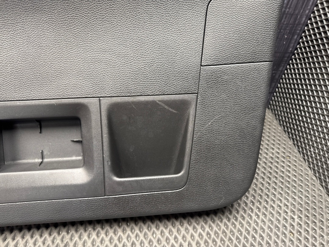 Обшивка крышки багажника, 1880 рублей, Красноярск