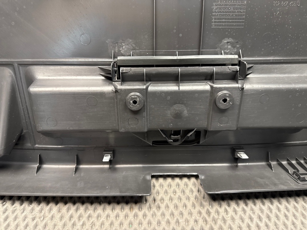 Обшивка крышки багажника, 1880 рублей, Красноярск