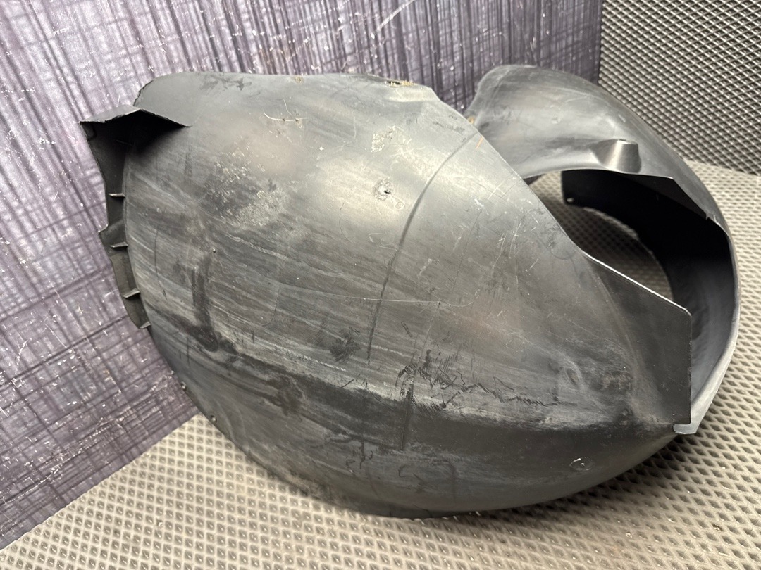 Подкрылок, 4060 рублей, Красноярск